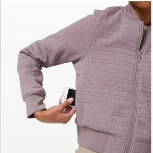 LULULEMON - BOMBER JACKET - SIZE 4